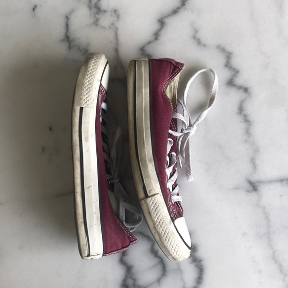 FREE WITH PURCHASE Burgundy converses ! - Picture 4 of 9